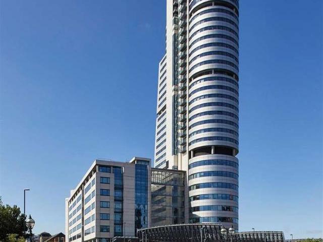 Flat for sale in Holbeck, West Yorkshire