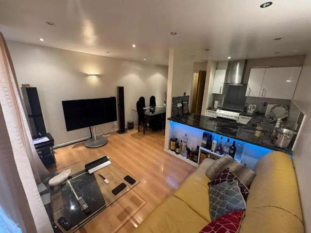 Flat for sale in London Borough of Merton, Greater London