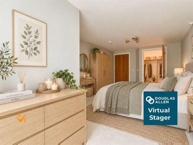 Flat for sale in Chipping Ongar, Epping Forest
