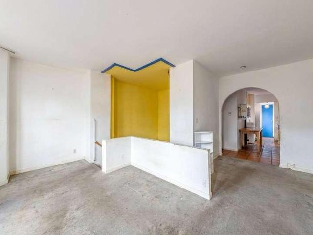 Flat for sale in South Hampstead, Greater London
