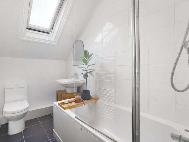 Flat for sale in London Borough of Lewisham, Greater London