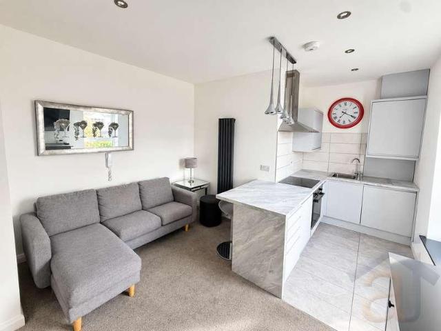 Flat for sale in Meols Cop, Southport