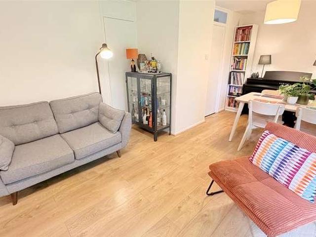 Flat for sale in Wake Green, Birmingham