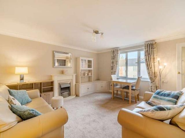 Flat for sale in Great Faringdon, Dromore