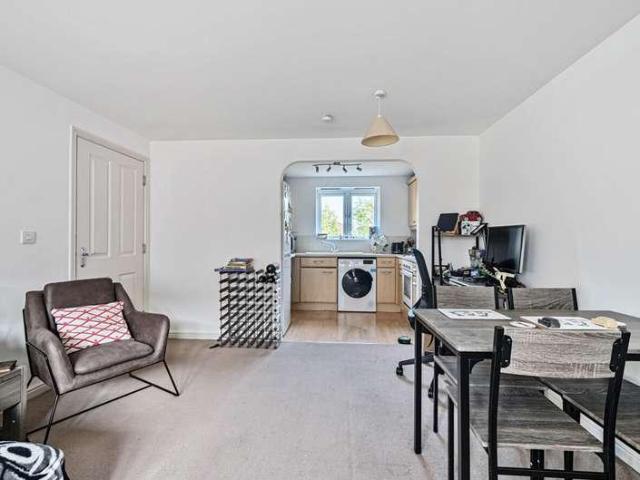 Flat for sale in Bitterne, City Of Southampton