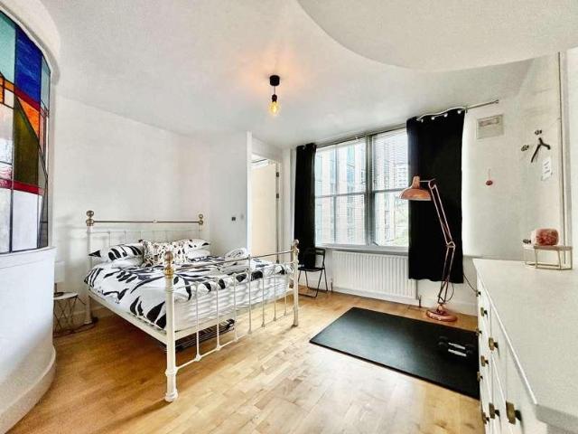 Flat for sale in Grainger Town, Tyne And Wear