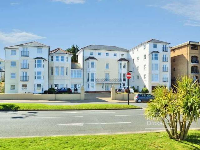 Flat for sale in Oakfield, Ryde