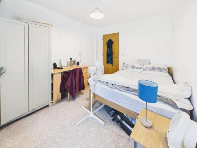 Flat for sale in St Matthew's, Old Wharf