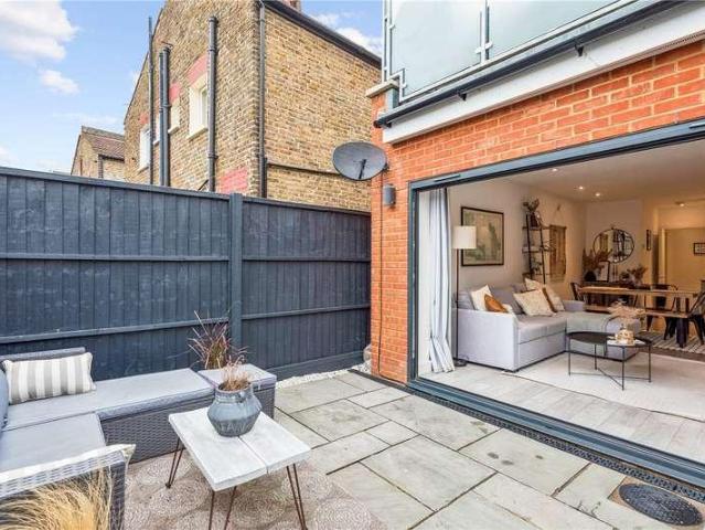 Flat for sale in London Borough of Merton, Greater London