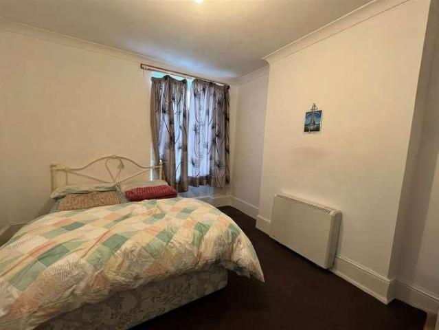Flat for sale in West Worthing, Worthing