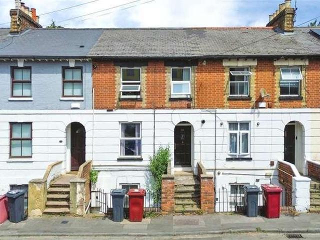 Flat for sale in Newtown, Reading