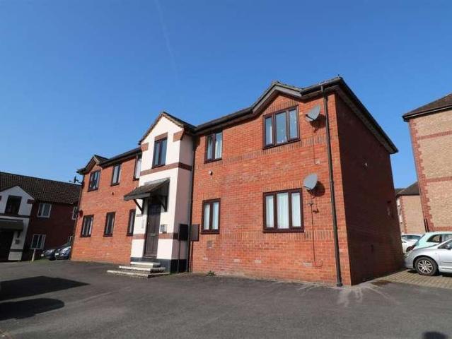 Flat for sale in Trowbridge