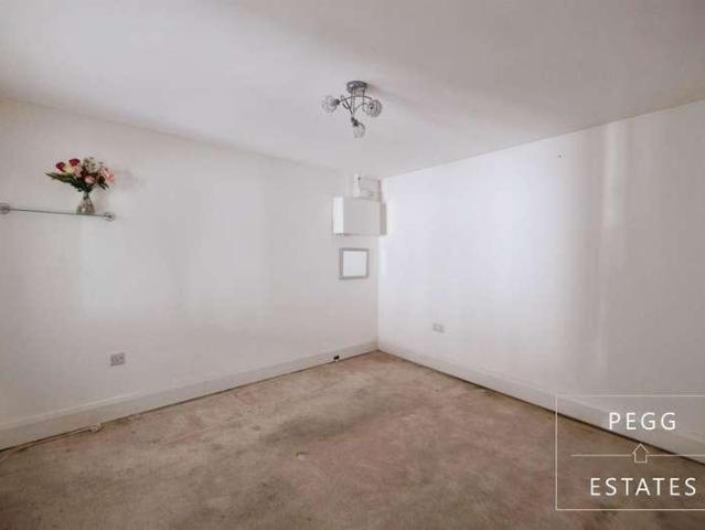 Flat for sale in Ellacombe, Babbacombe