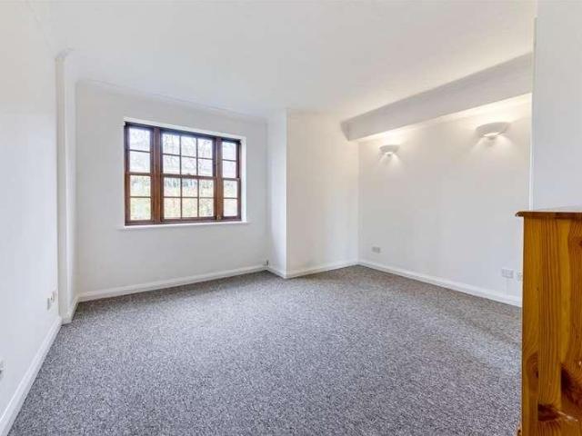 Flat for sale in Blackhills, Surrey