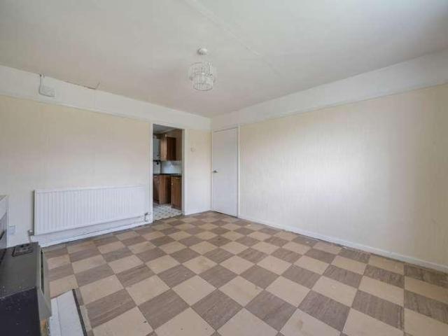 Flat for sale in Woolstanwood, Hammond Street