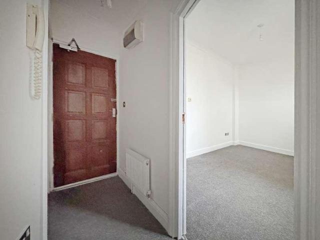Flat for sale in Hartlepool, Stranton