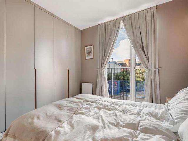 Flat for sale in Royal Borough of Kingston upon Thames, Greater London