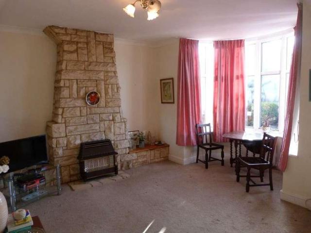 Flat for sale in Acol, Kent
