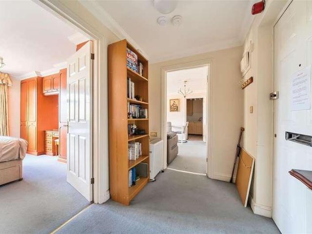 Flat for sale in Greater London