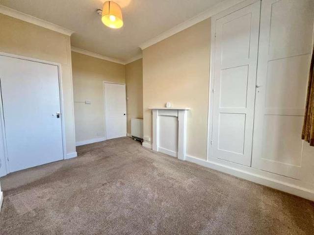 Flat for sale in Grantham, Barholm