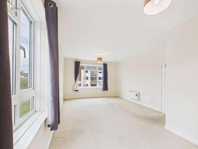 Flat for sale in Four Oaks, West Midlands