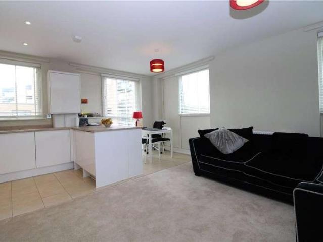 Flat for sale in Coulsdon, London Borough of Croydon