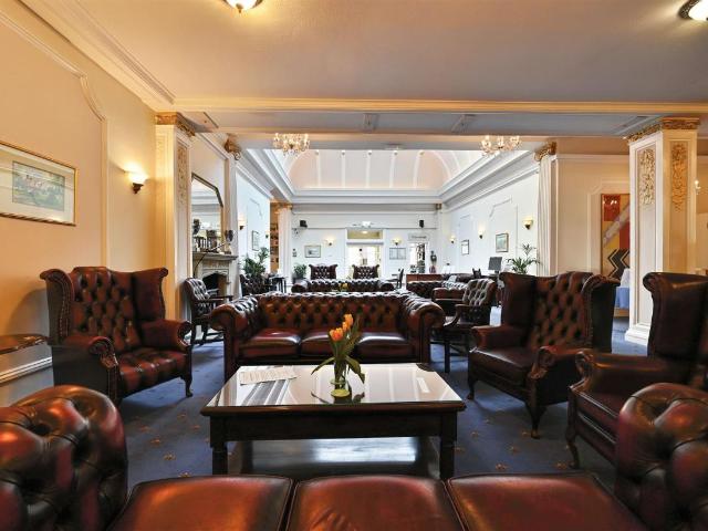 Flat for sale in Central, Heathlands