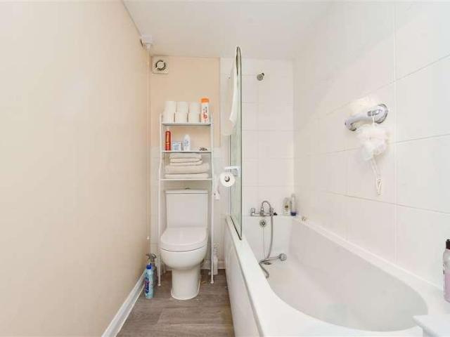 Flat for sale in Cliftonville West, Acol