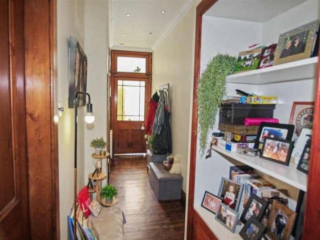 Flat for sale in Lanark, Scotland