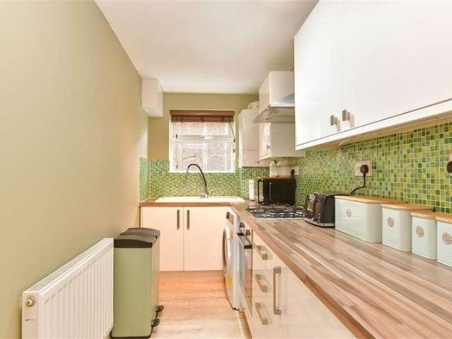 Flat for sale in West Street