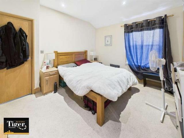 Flat for sale in Preston, Avenham