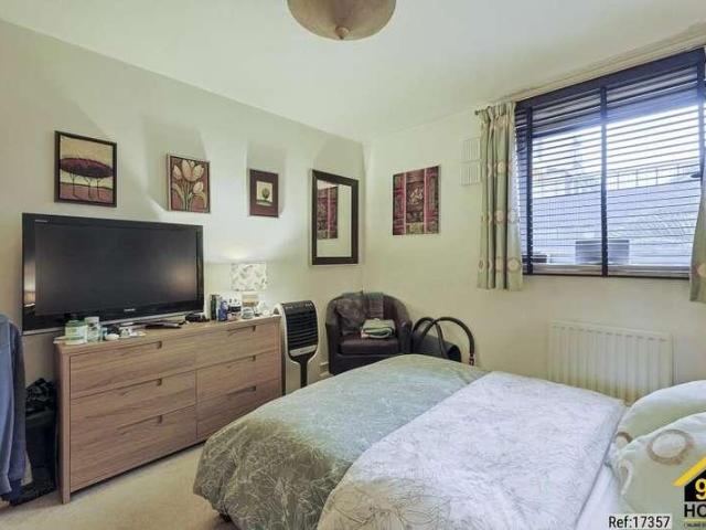 Flat for sale in Sands End, Greater London
