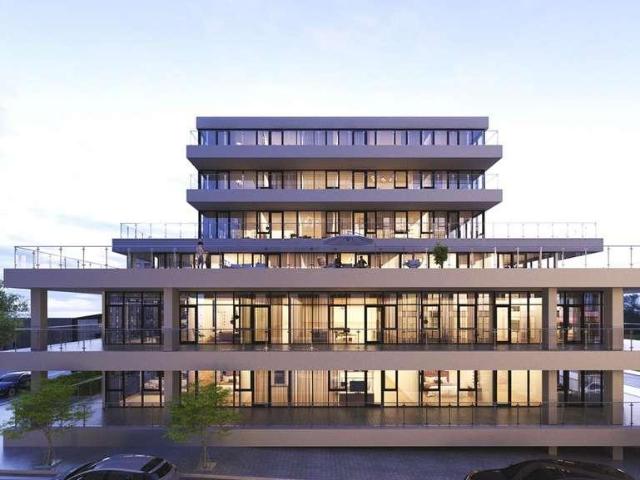 Flat for sale in Richmond Hill, West Yorkshire