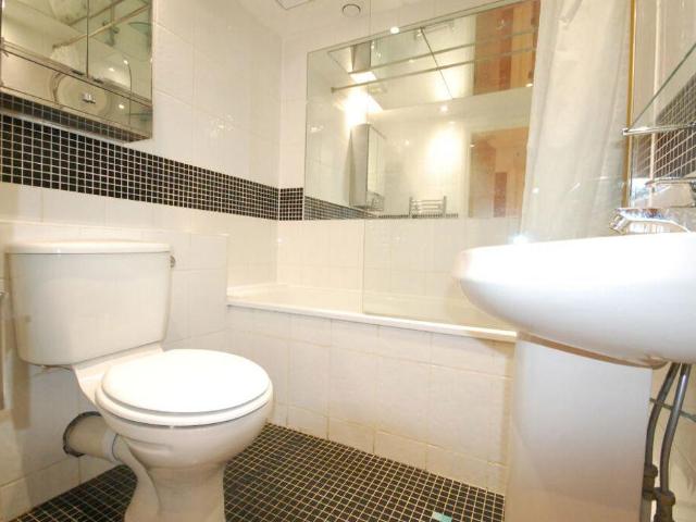 Flat for sale in Greater London
