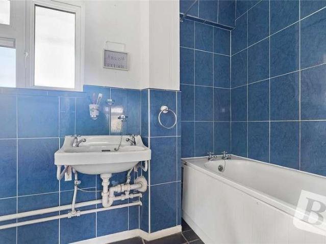 Flat for sale in Harold Hill, Greater London