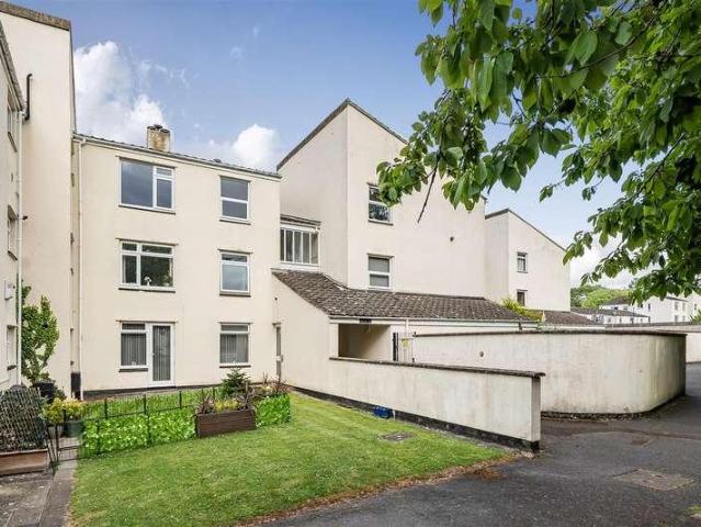 Flat for sale in Feckenham, City Of Bristol