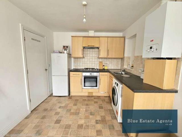 Flat for sale in London Borough of Hounslow, Greater London