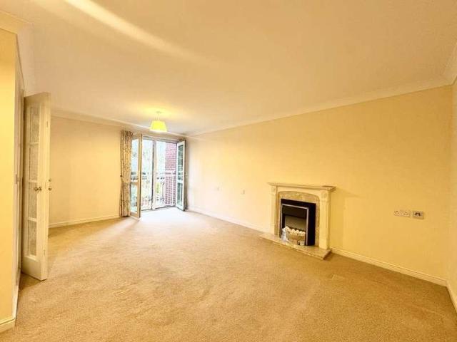 Flat for sale in Gillar's Green, Eccleston