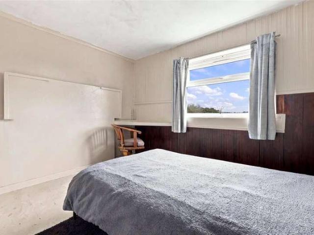 Flat for sale in South Tottenham, Greater London