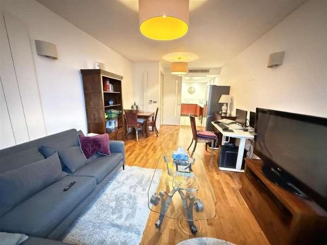 Flat for sale in City Centre, Georgia