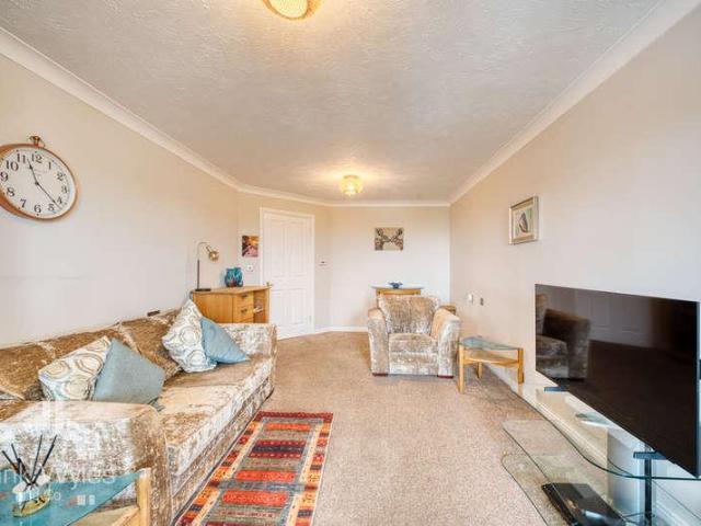 Flat for sale in St Annes, Lytham