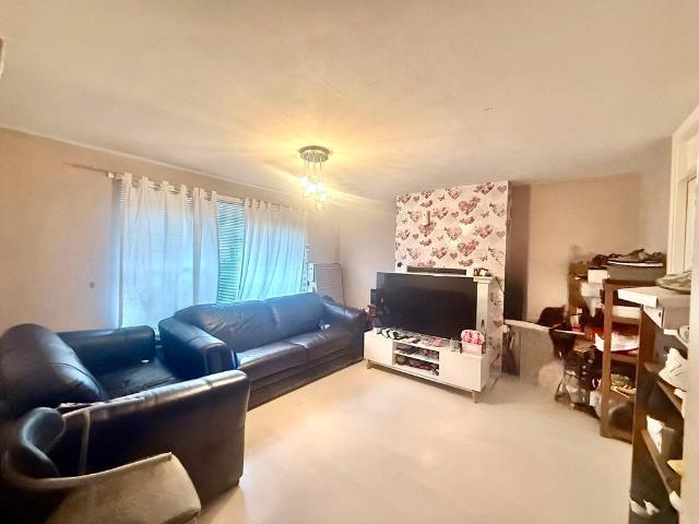 Flat for sale in Coxlodge, Tyne And Wear