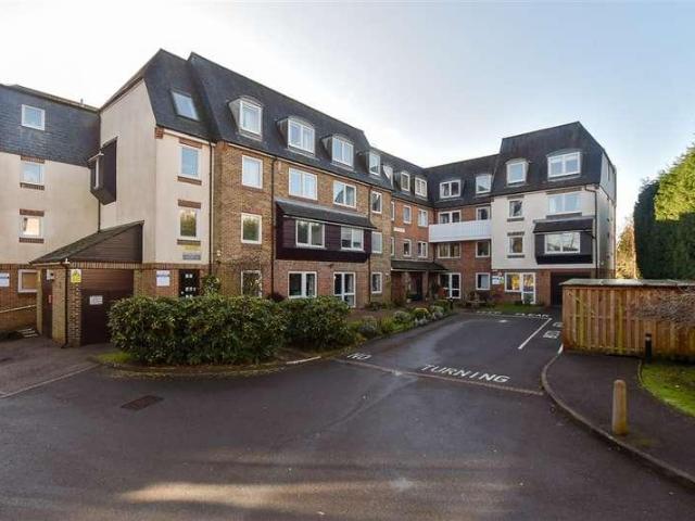 Flat for sale in New Town, Horsham