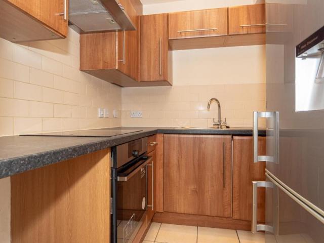 Flat for sale in Armley, West Yorkshire