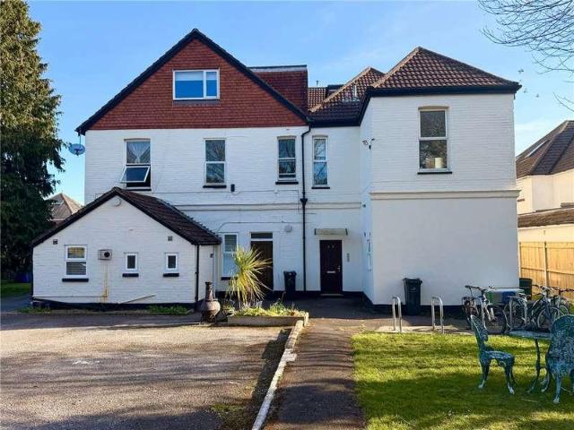 Flat for sale in Parkstone, Poole