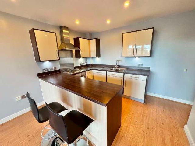 Flat for sale in Dickens Heath, West Midlands