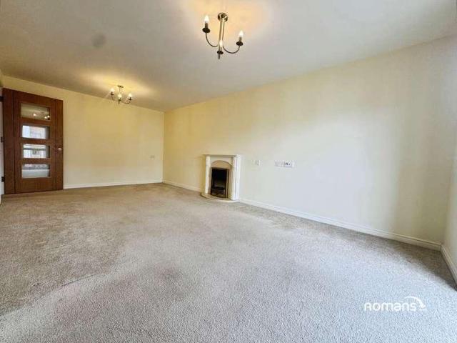 Flat for sale in Priest Down, Hampshire