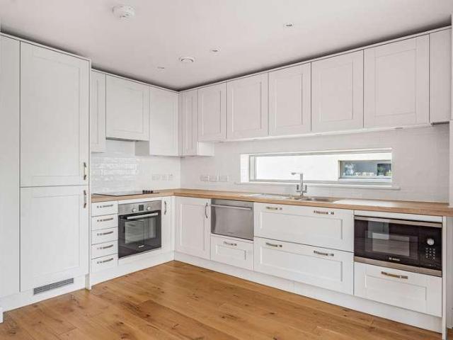 Flat for sale in Tetbury, Fossebridge