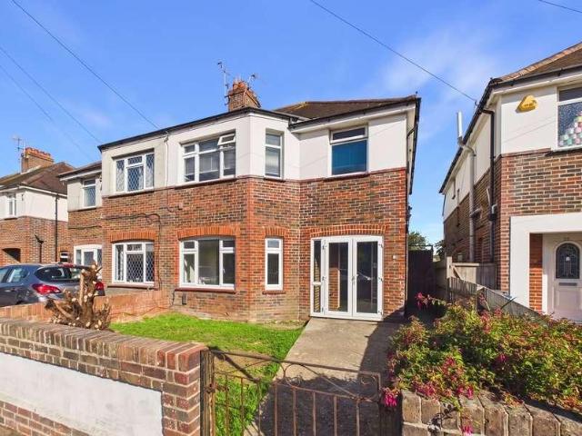 Flat for sale in Broadwater, Worthing