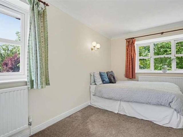 Flat for sale in Caldermill, East Midlands